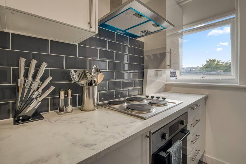 Hidden Gem In Battersea W/ Free Parking Apartment London Luaran gambar
